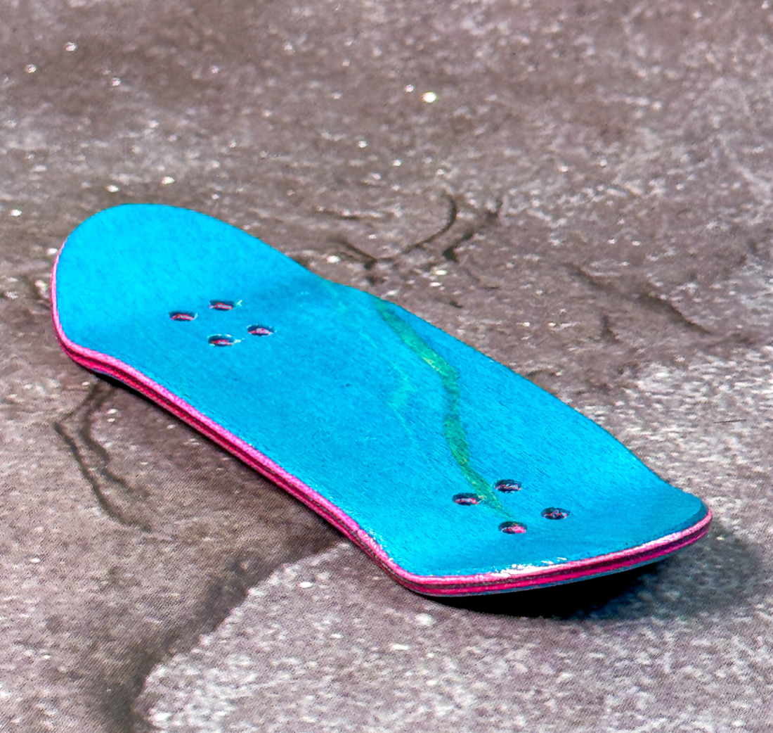 WoodClub ATELIER Fingerboard 33.7mm - "Lagoon Blue"