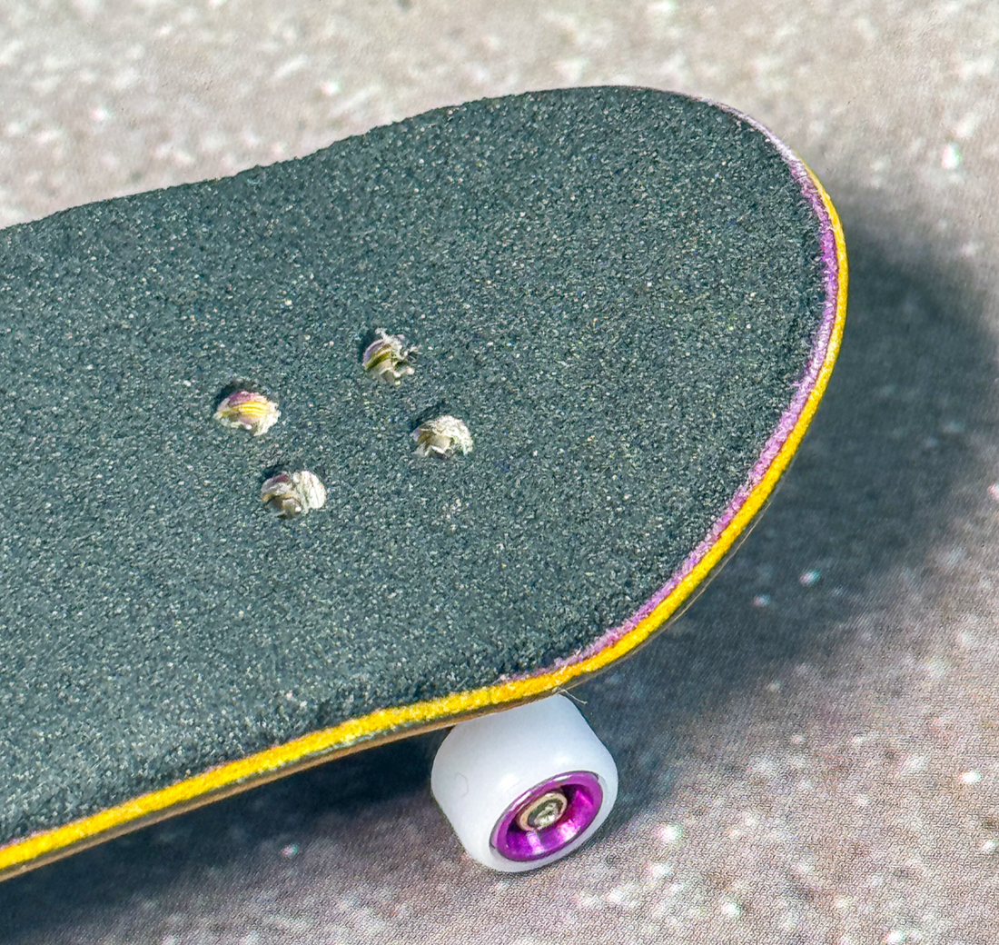 WoodClub ATELIER Wooden deck 33.7mm - "Phantom Purple"